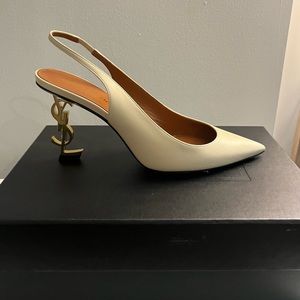 Saint Laurent Sling Back Opyum 85 in Beige